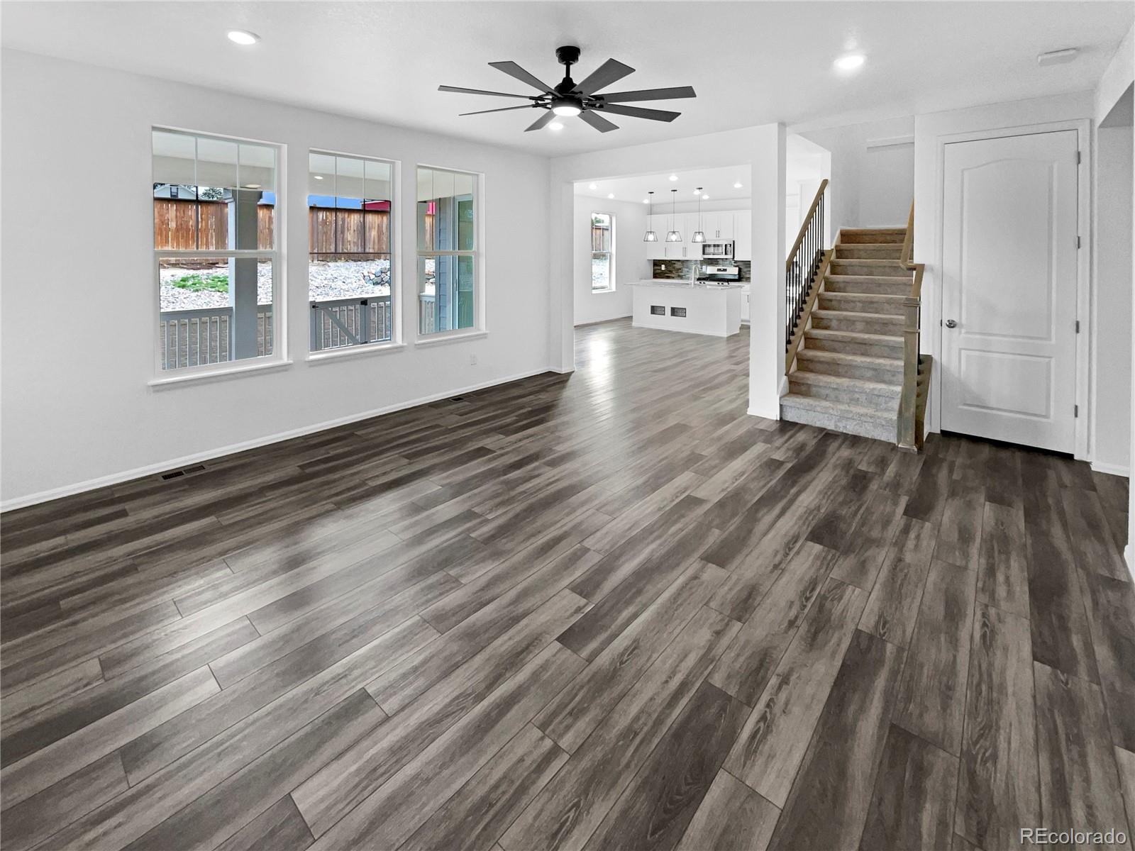 MLS Image #2 for 950  avena court,elizabeth, Colorado