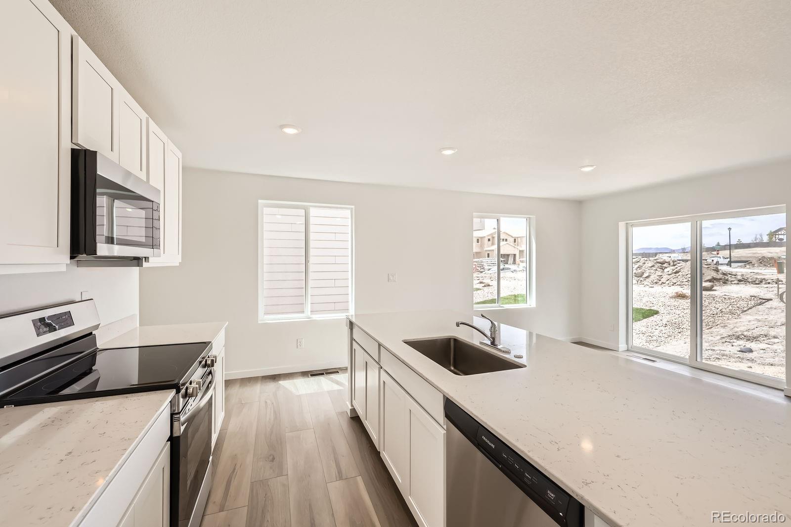 MLS Image #3 for 7720  salt fork drive,colorado springs, Colorado