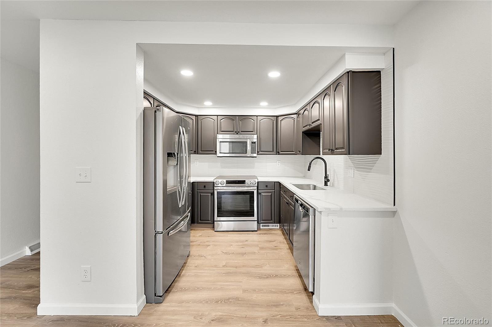 MLS Image #4 for 6485 s havana street,englewood, Colorado