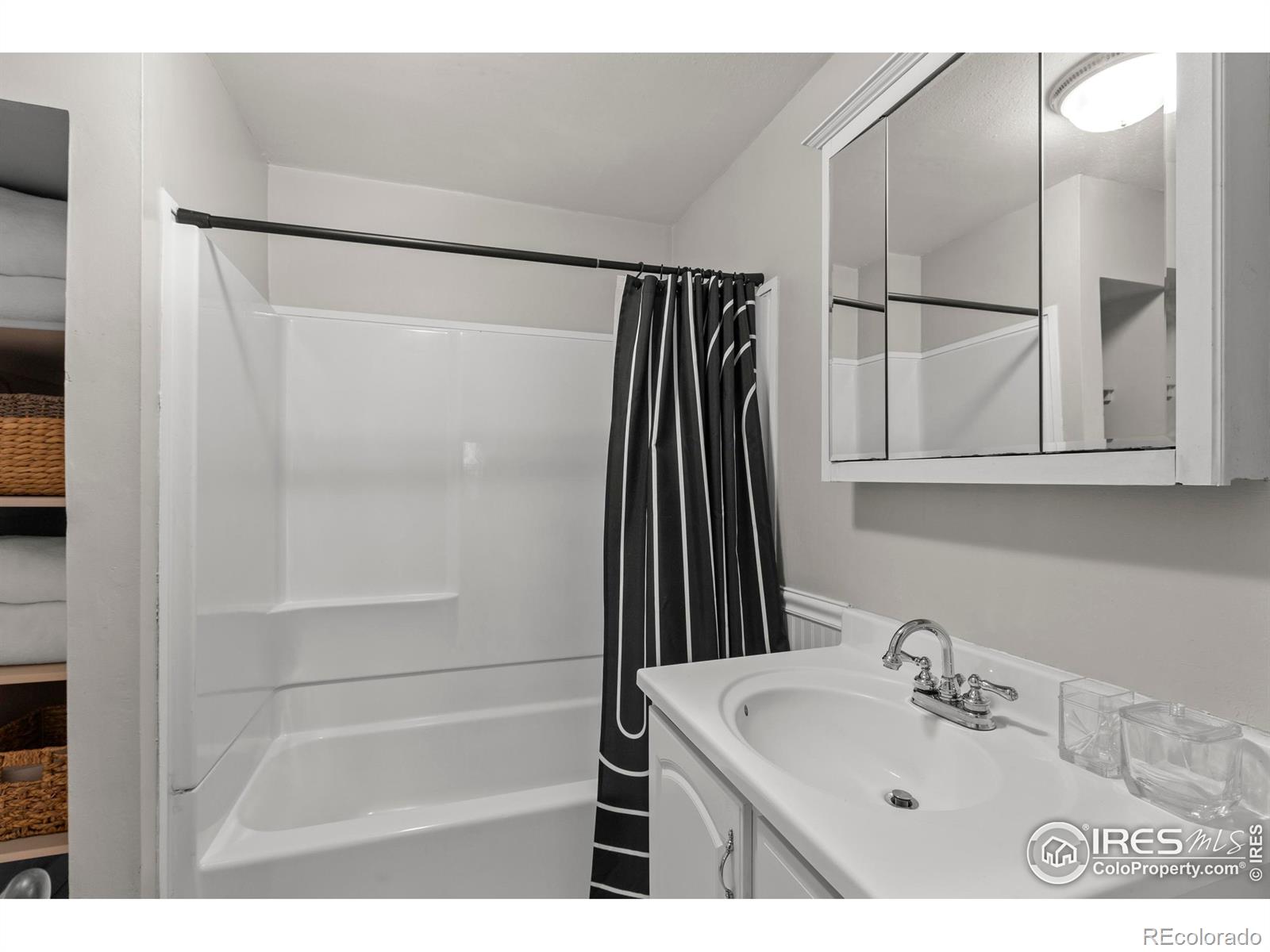 MLS Image #13 for 624  walnut street,windsor, Colorado