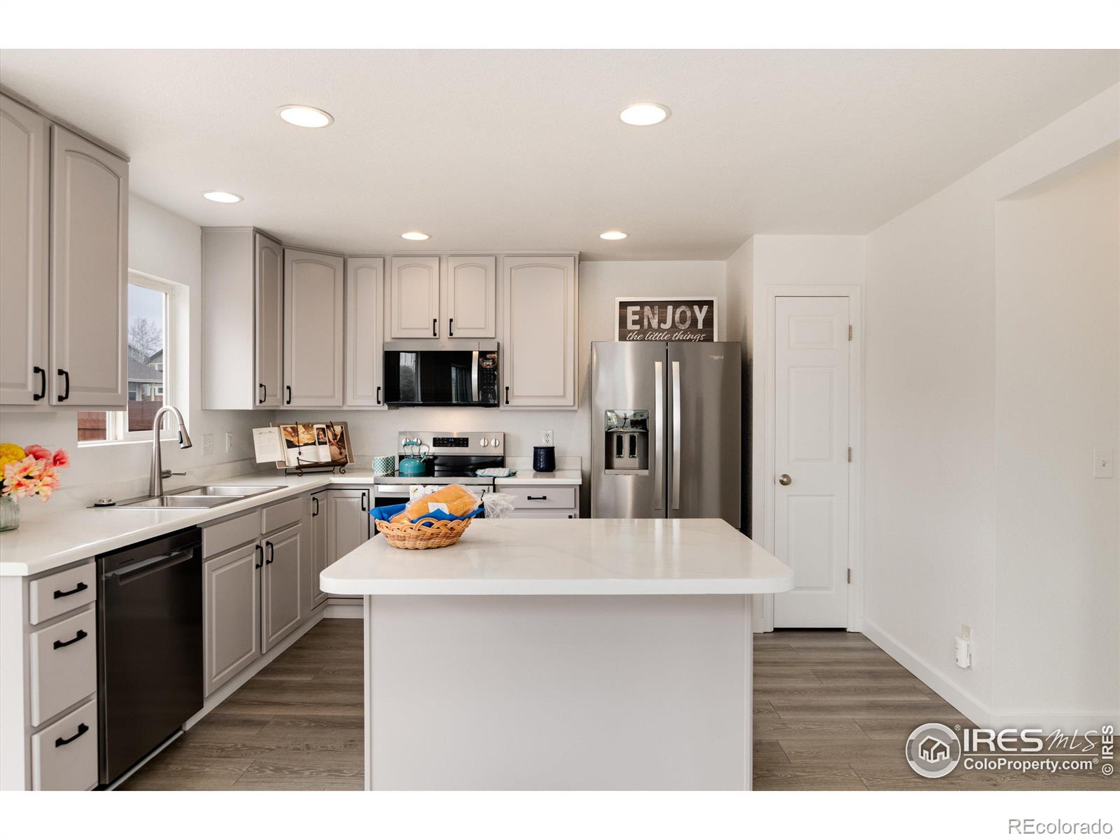 MLS Image #14 for 12993  kearney way,thornton, Colorado