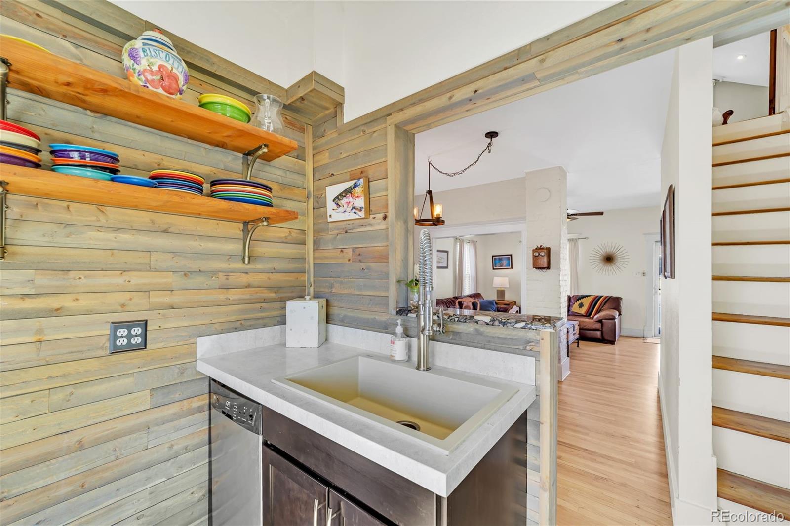 MLS Image #14 for 829 e cache la poudre street,colorado springs, Colorado