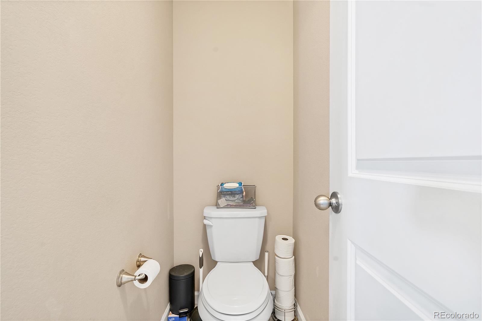 MLS Image #14 for 7265 s millbrook court,aurora, Colorado