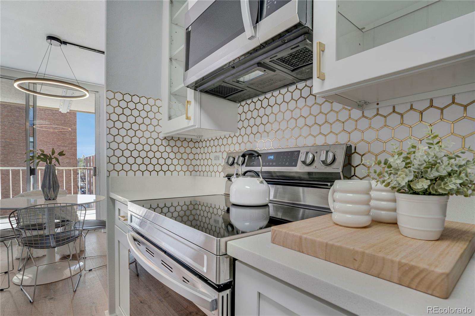 MLS Image #12 for 4800 e hale parkway,denver, Colorado