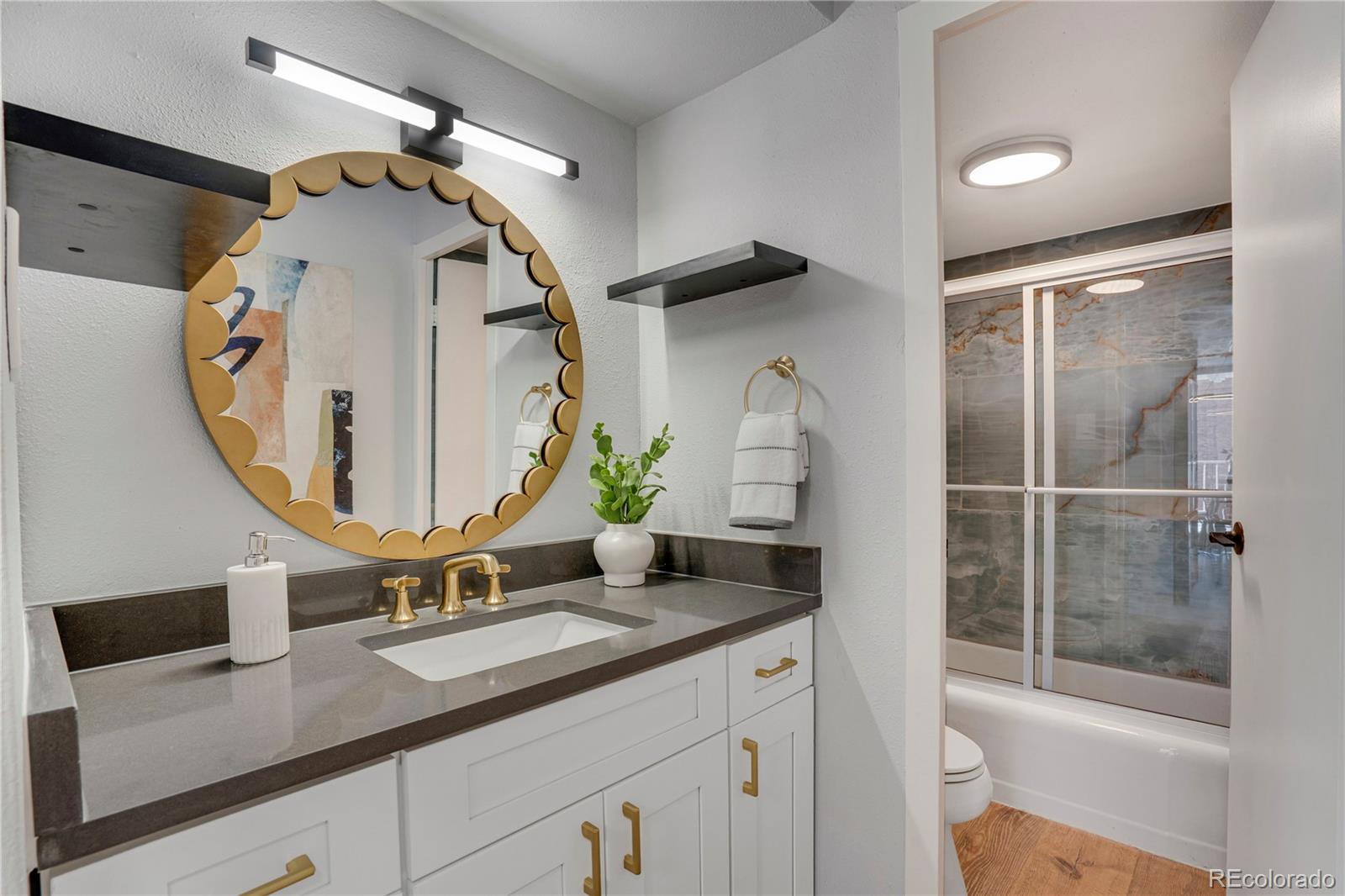 MLS Image #26 for 4800 e hale parkway,denver, Colorado