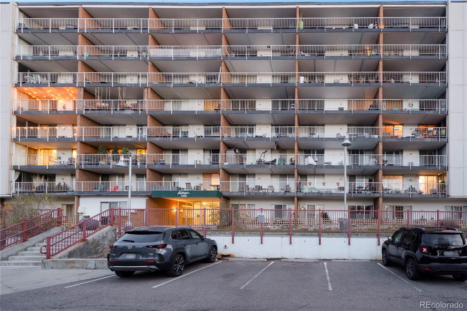 MLS Image #34 for 4800 e hale parkway,denver, Colorado