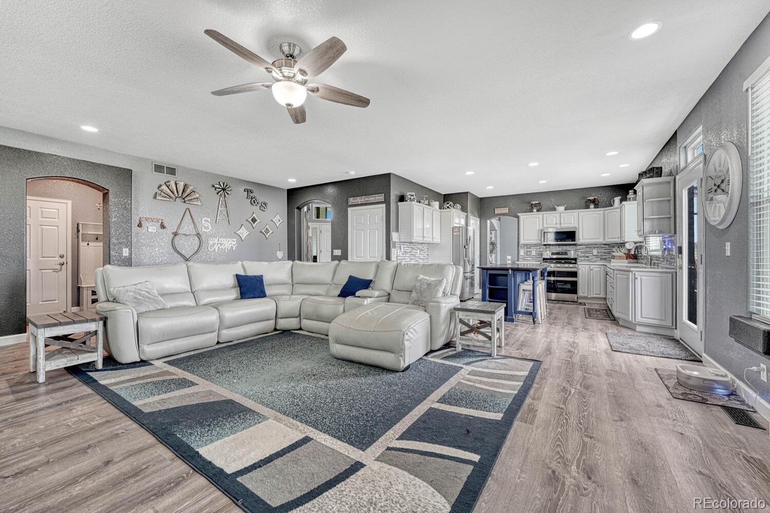 MLS Image #11 for 600  coyote trail,elizabeth, Colorado