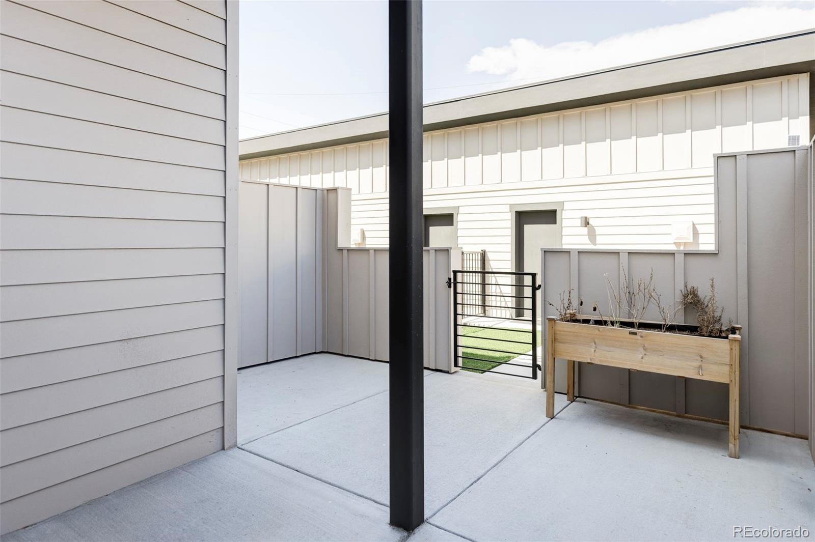 MLS Image #28 for 3927 n cook street,denver, Colorado
