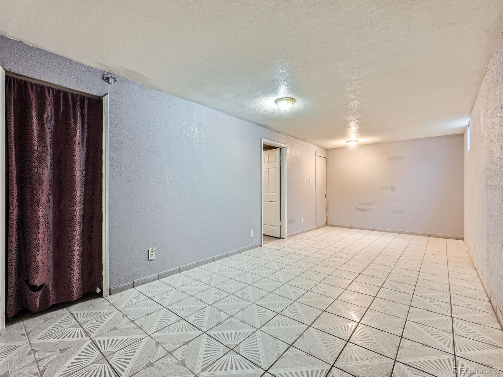 MLS Image #20 for 5481  xanadu street,denver, Colorado