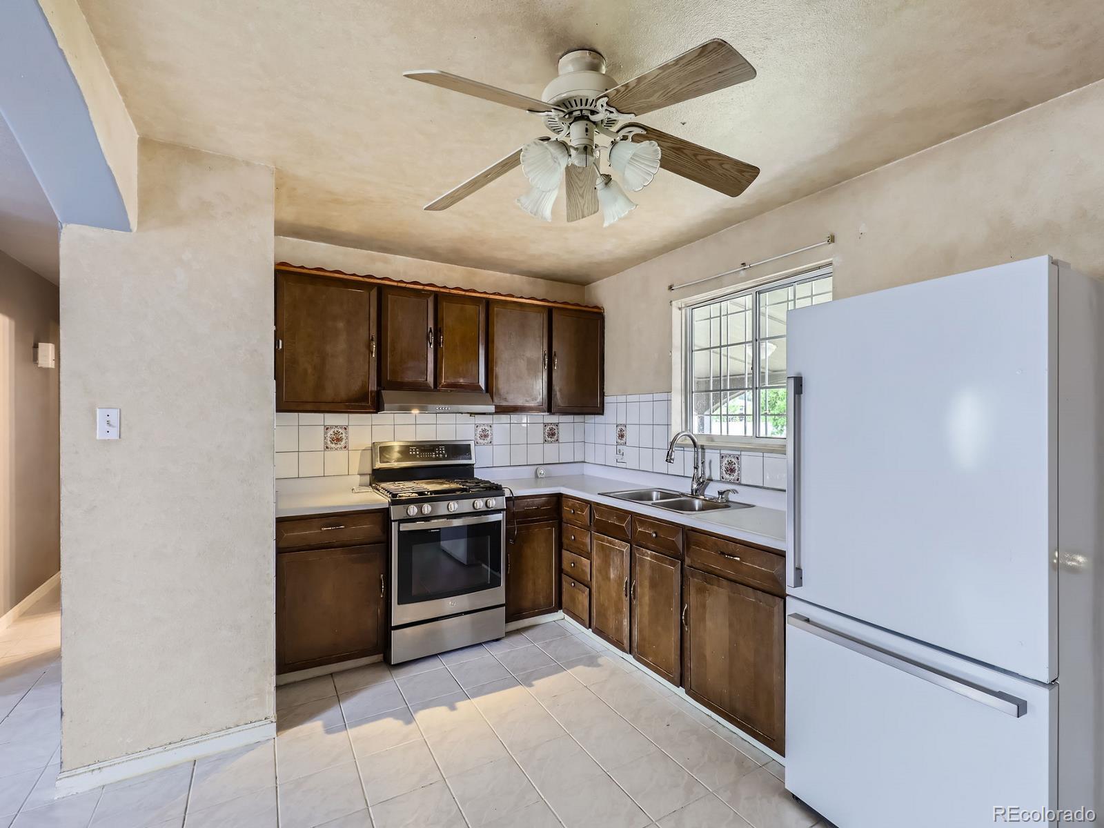MLS Image #8 for 5481  xanadu street,denver, Colorado