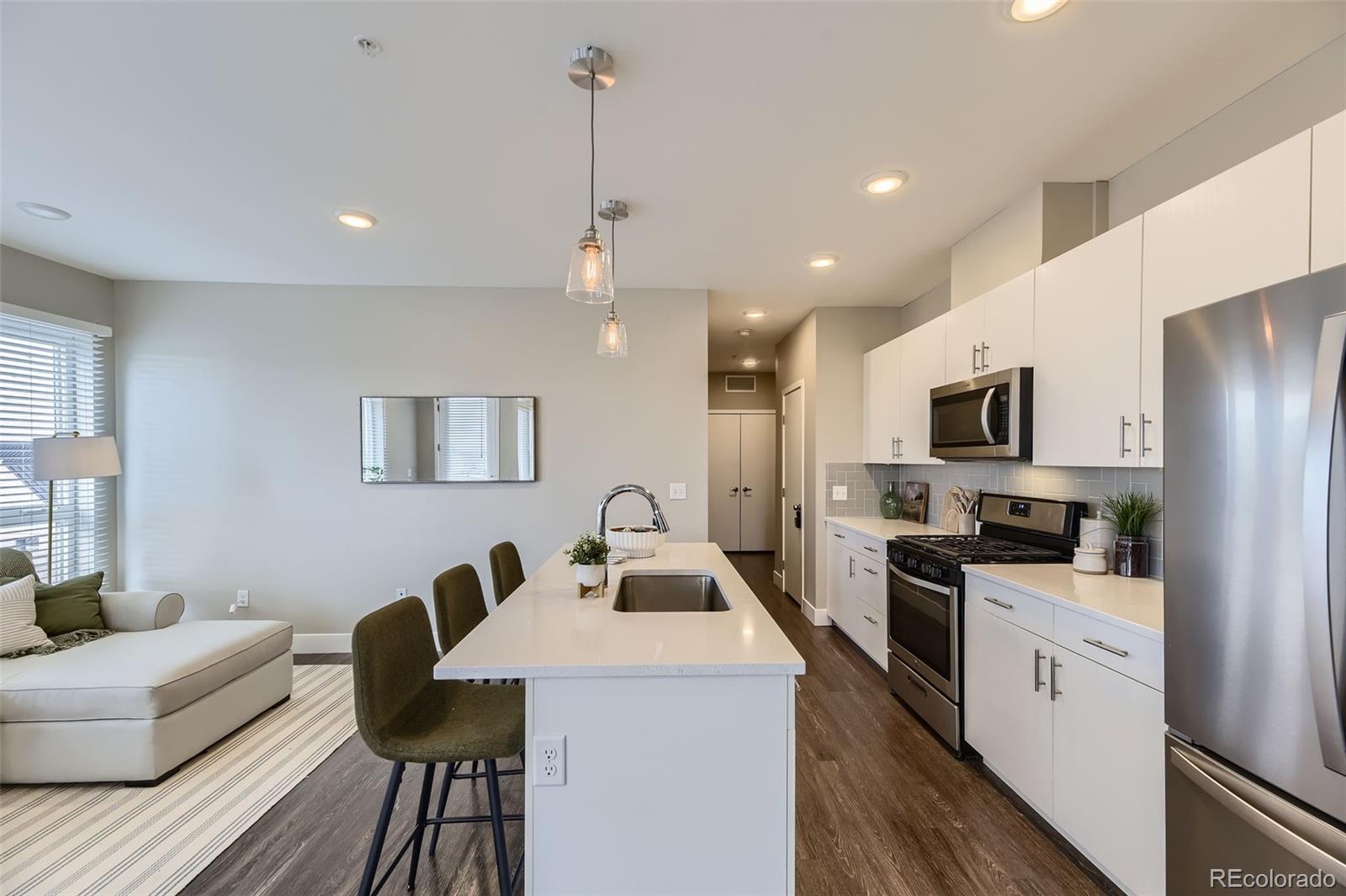 MLS Image #8 for 2374 s university boulevard,denver, Colorado