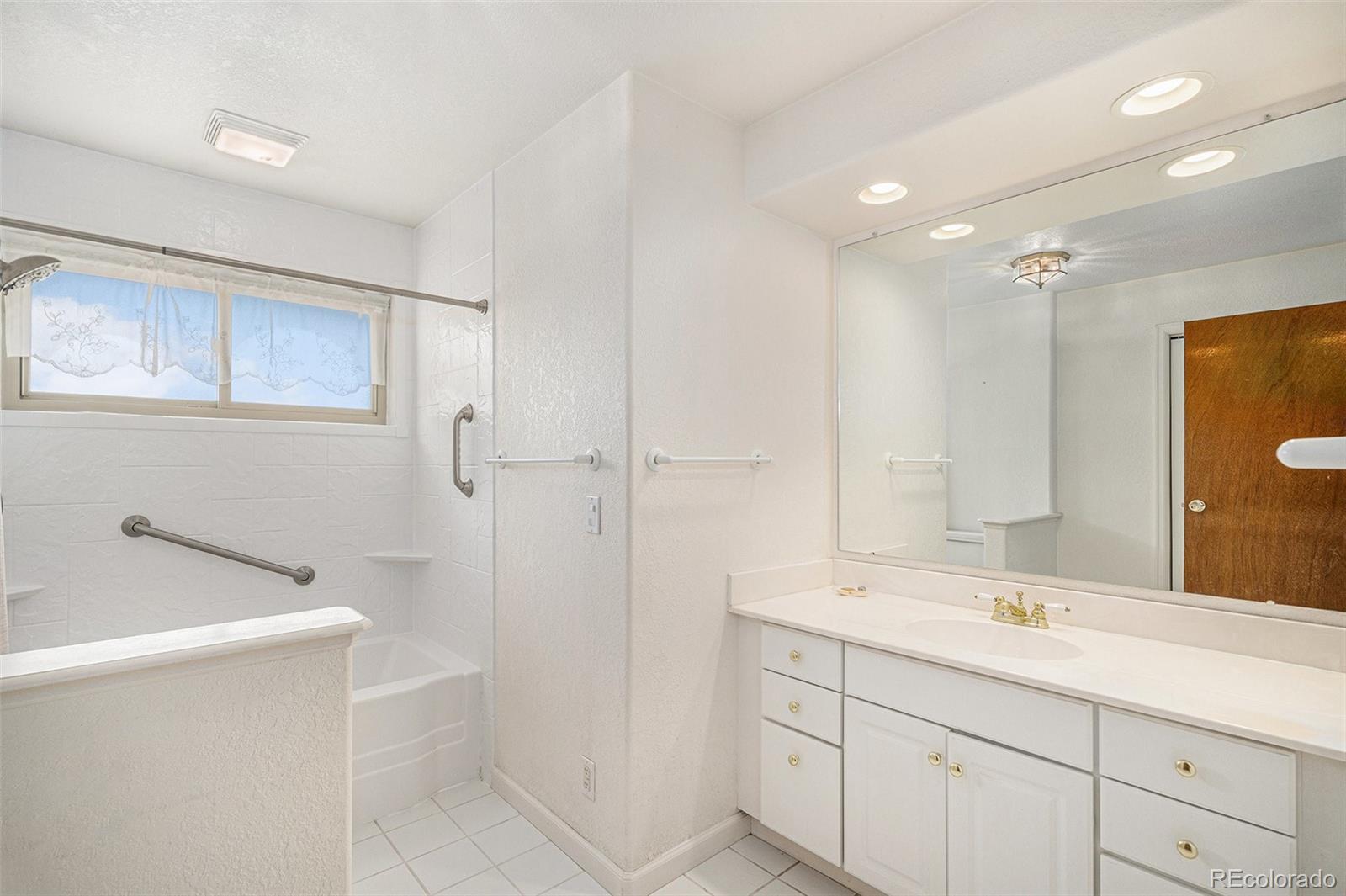 MLS Image #12 for 4395 e arapahoe place,centennial, Colorado