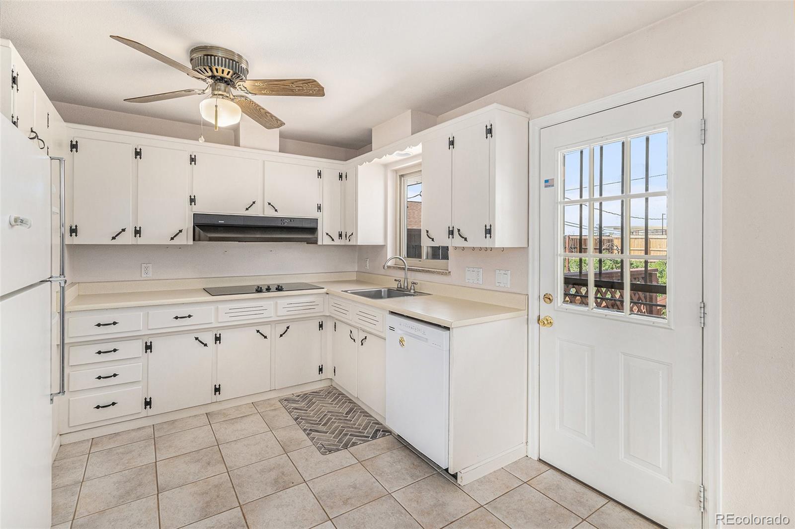 MLS Image #7 for 4395 e arapahoe place,centennial, Colorado