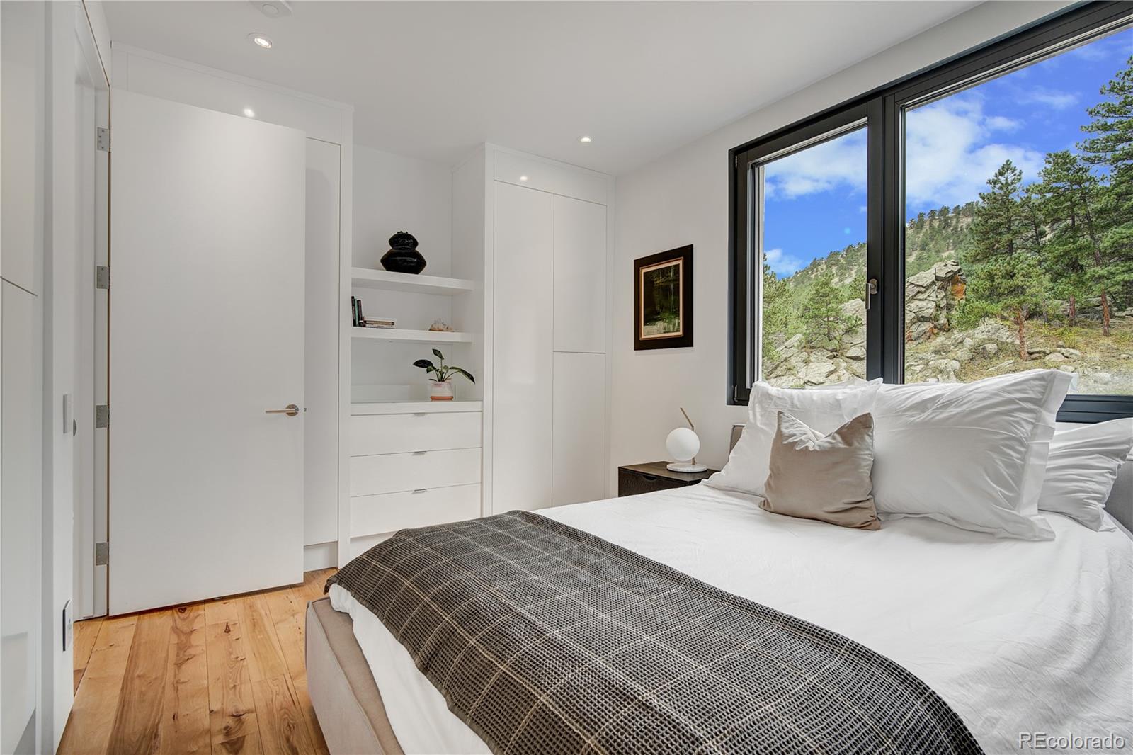 MLS Image #26 for 228  lion point,boulder, Colorado