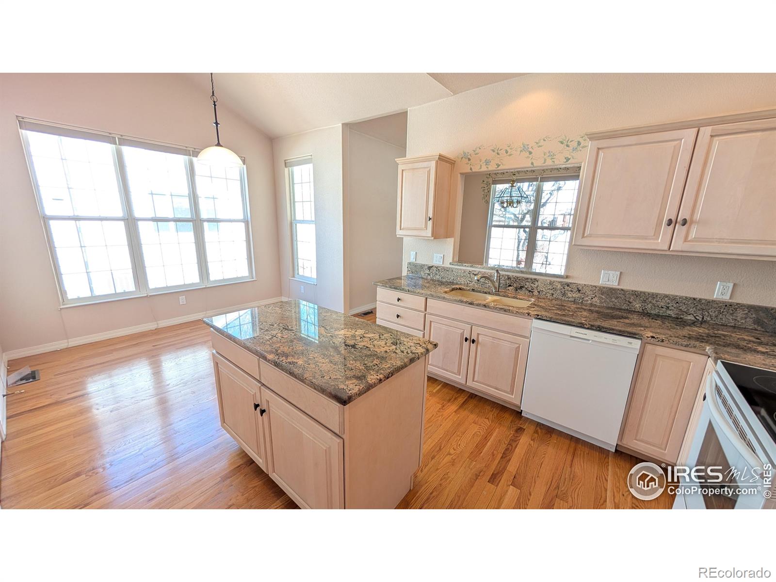 MLS Image #2 for 746  megan court,longmont, Colorado