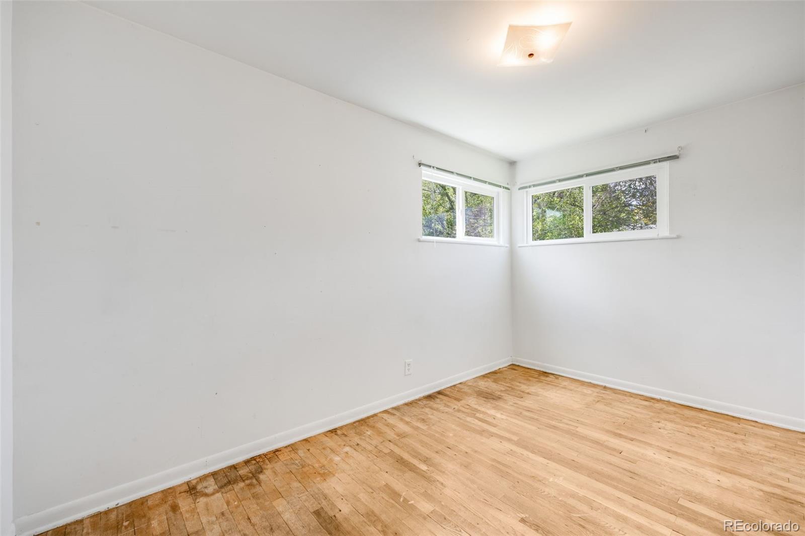 MLS Image #10 for 107 s windsor drive,denver, Colorado