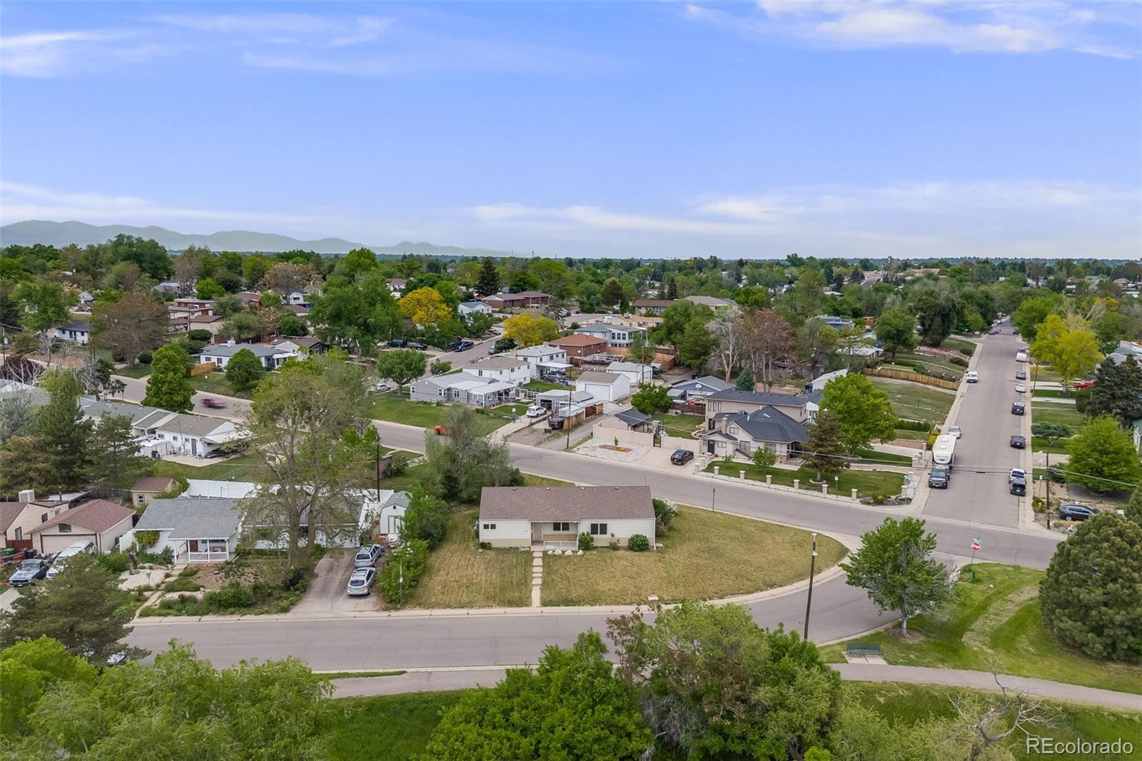 MLS Image #26 for 107 s windsor drive,denver, Colorado