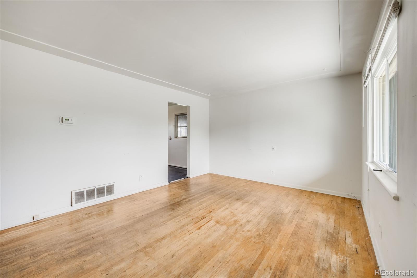 MLS Image #6 for 107 s windsor drive,denver, Colorado