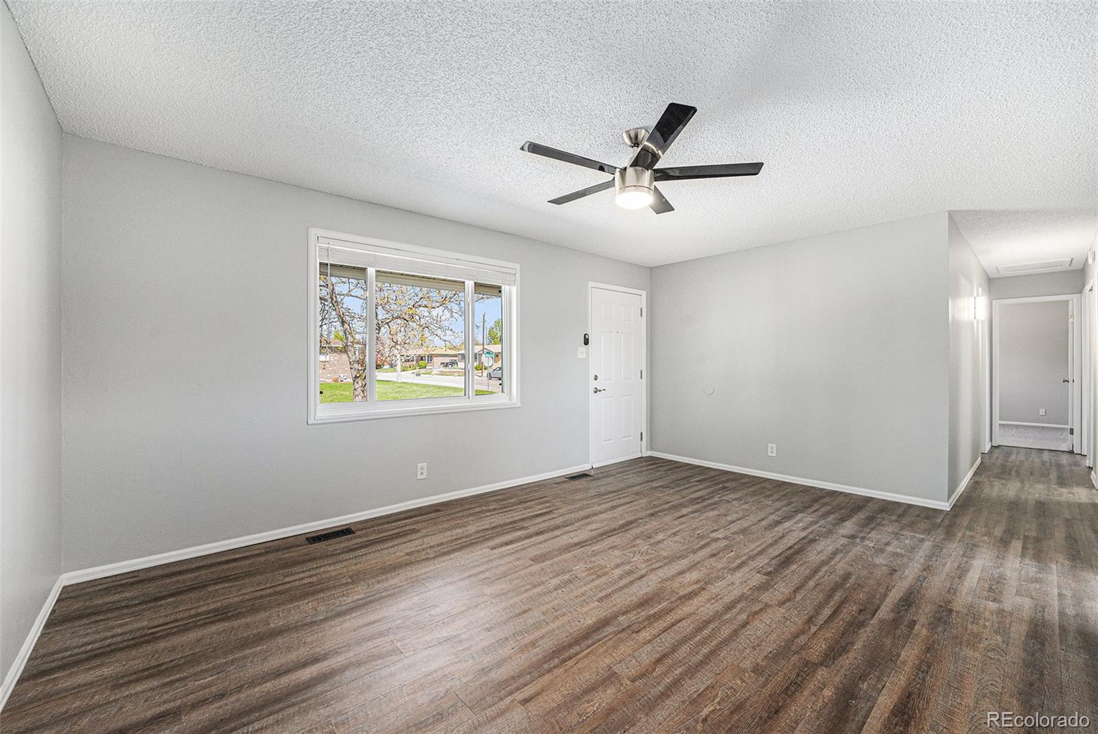 MLS Image #3 for 11674  claude court,northglenn, Colorado