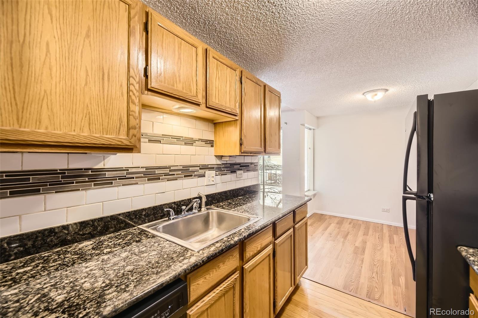 MLS Image #6 for 2325 s linden court,denver, Colorado