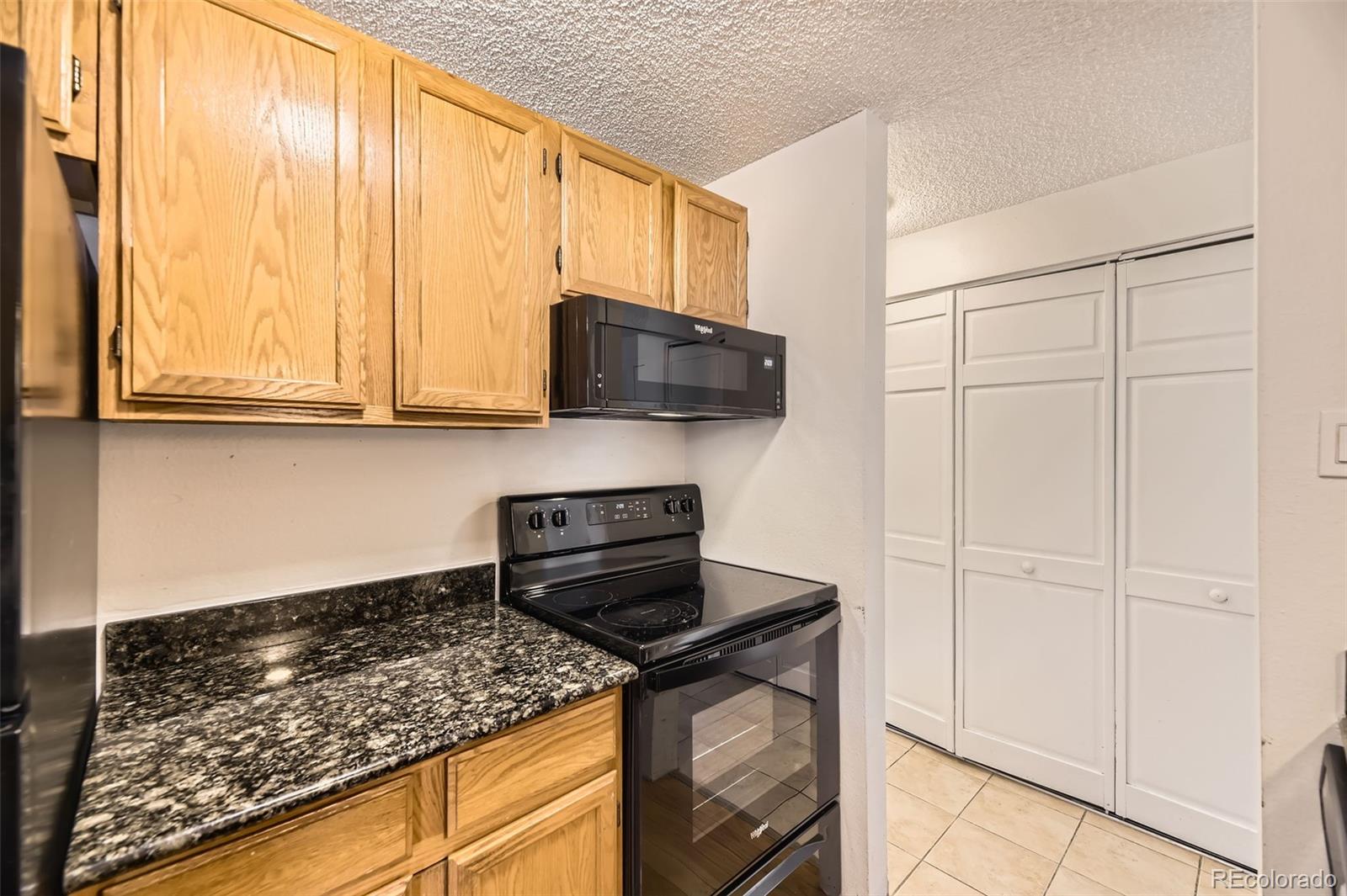 MLS Image #8 for 2325 s linden court,denver, Colorado