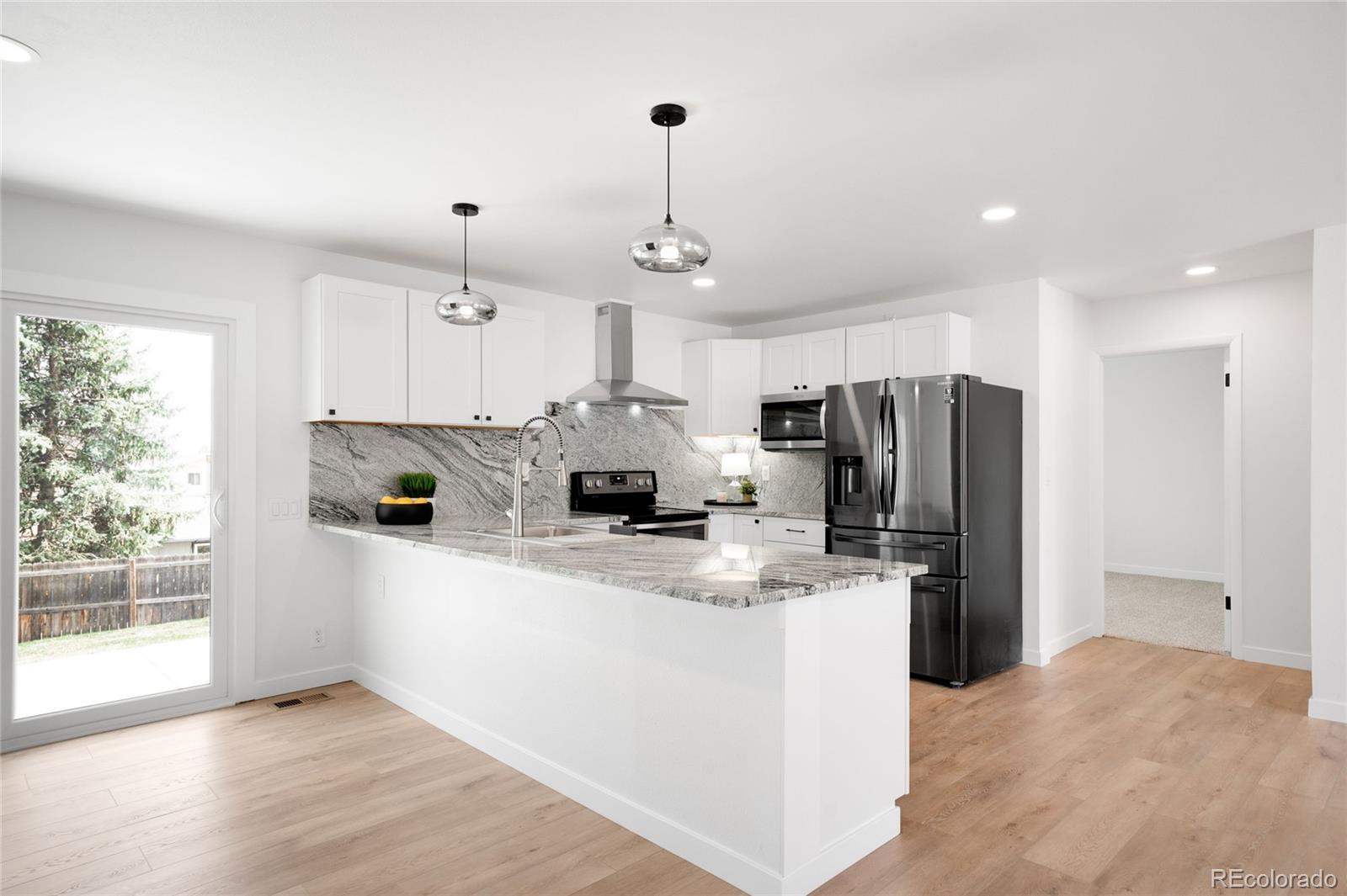 MLS Image #8 for 558 s field court,lakewood, Colorado