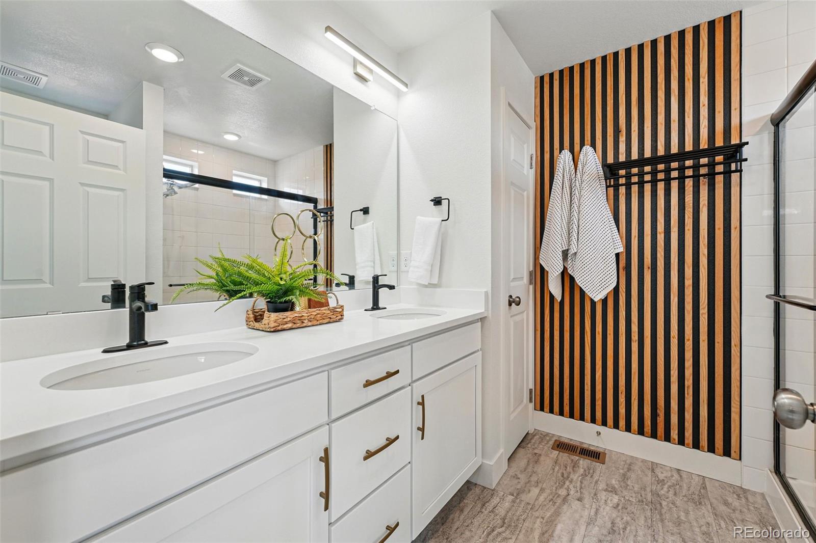 MLS Image #14 for 10123  zeno street,commerce city, Colorado