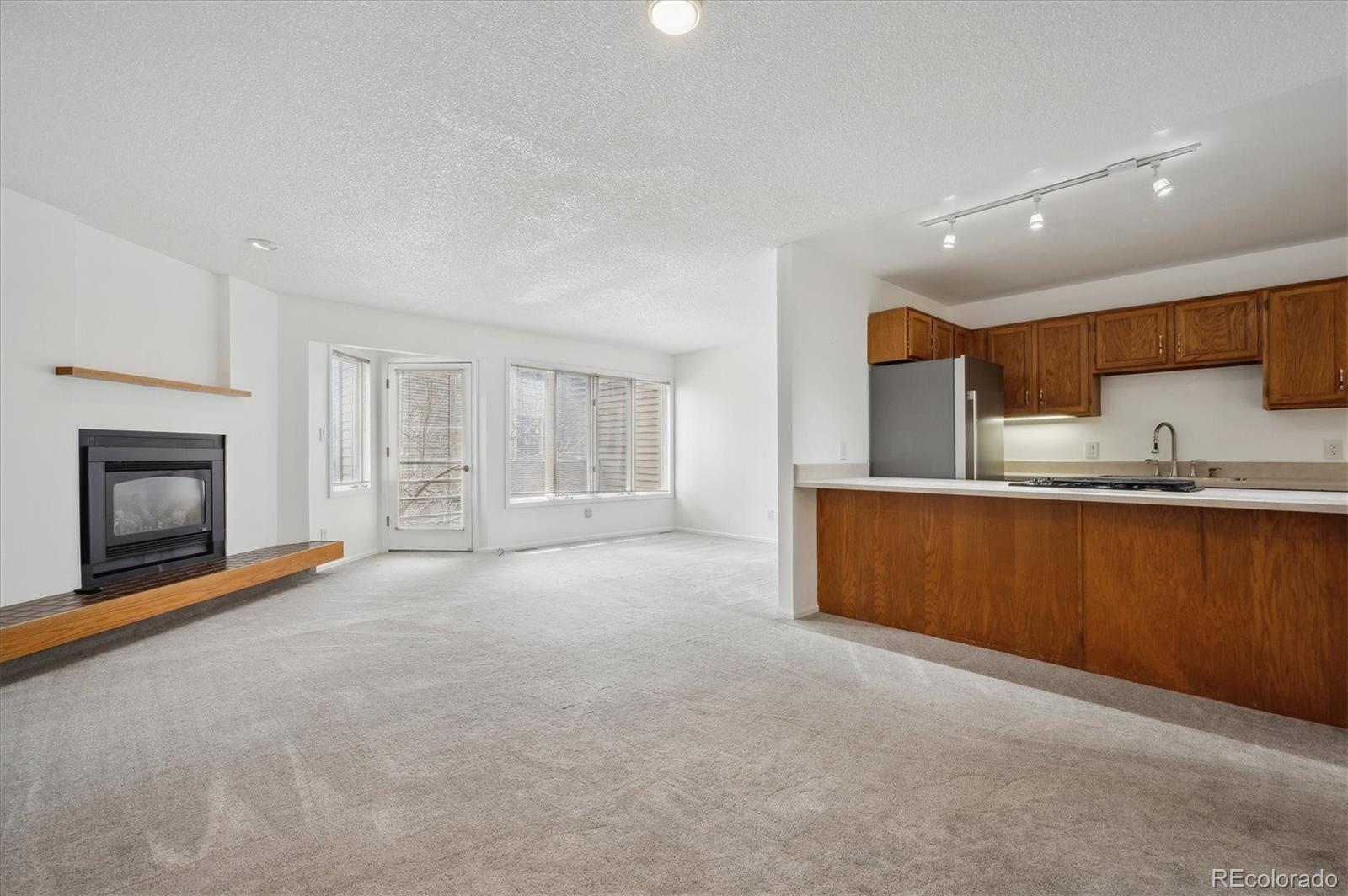 MLS Image #5 for 6700 w 11th avenue 202,lakewood, Colorado