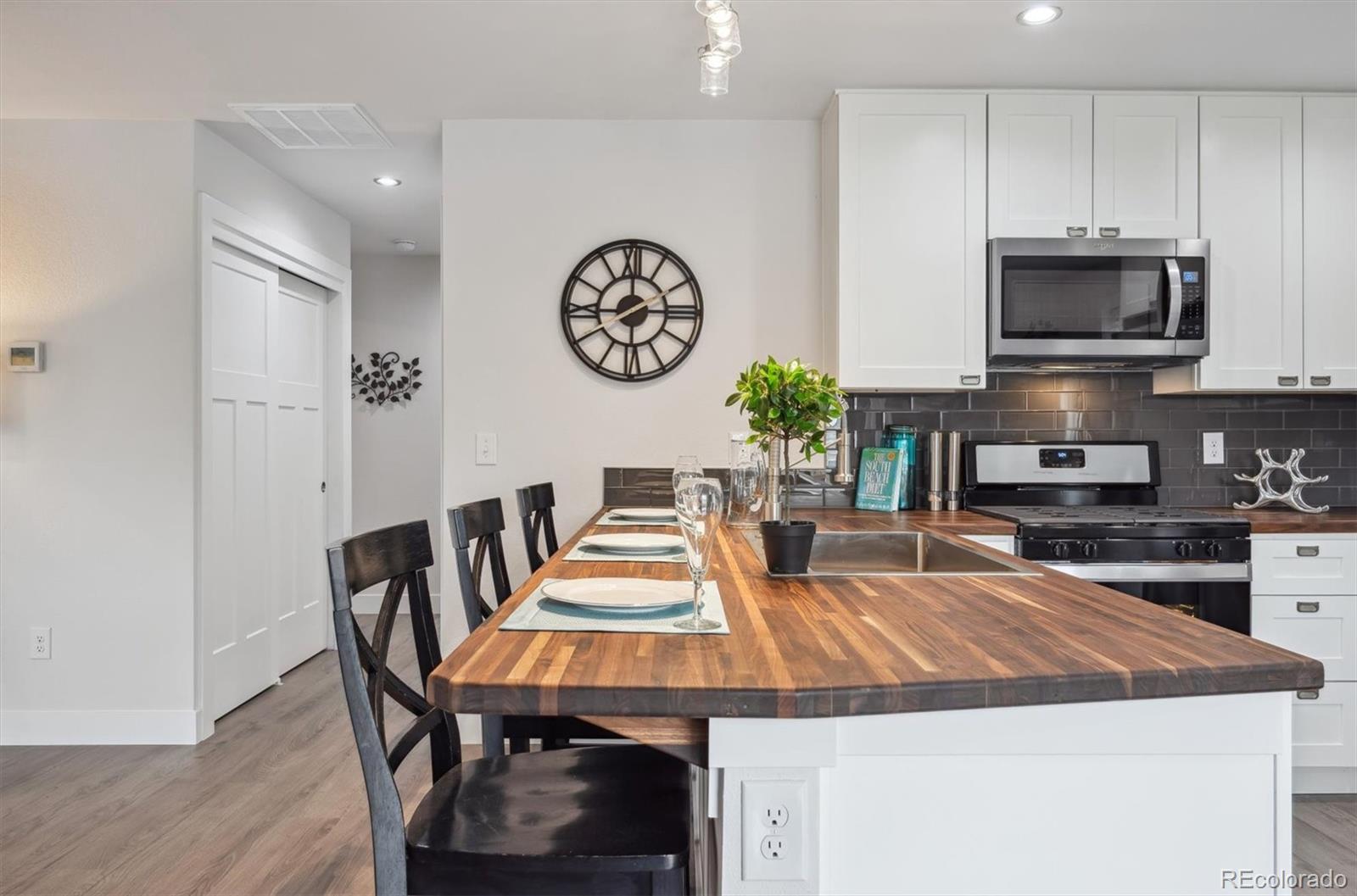 MLS Image #9 for 22 s harlan street,lakewood, Colorado