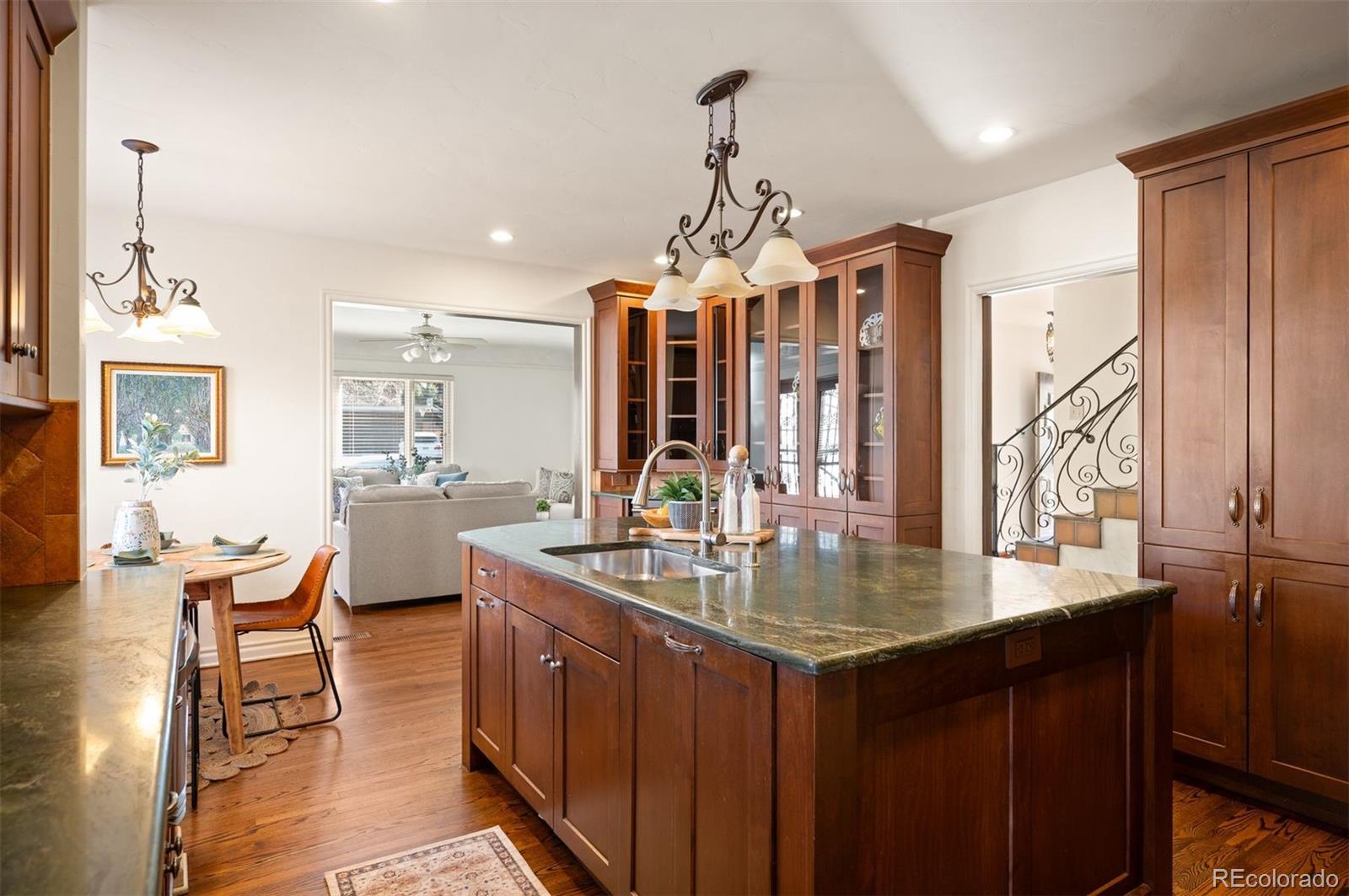 MLS Image #2 for 6  ivy lane,denver, Colorado