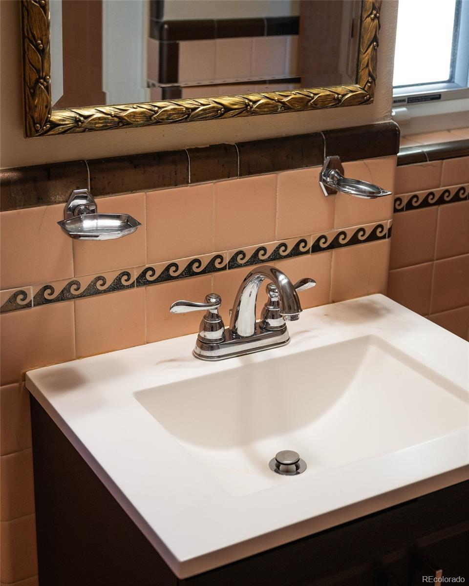 MLS Image #27 for 6  ivy lane,denver, Colorado