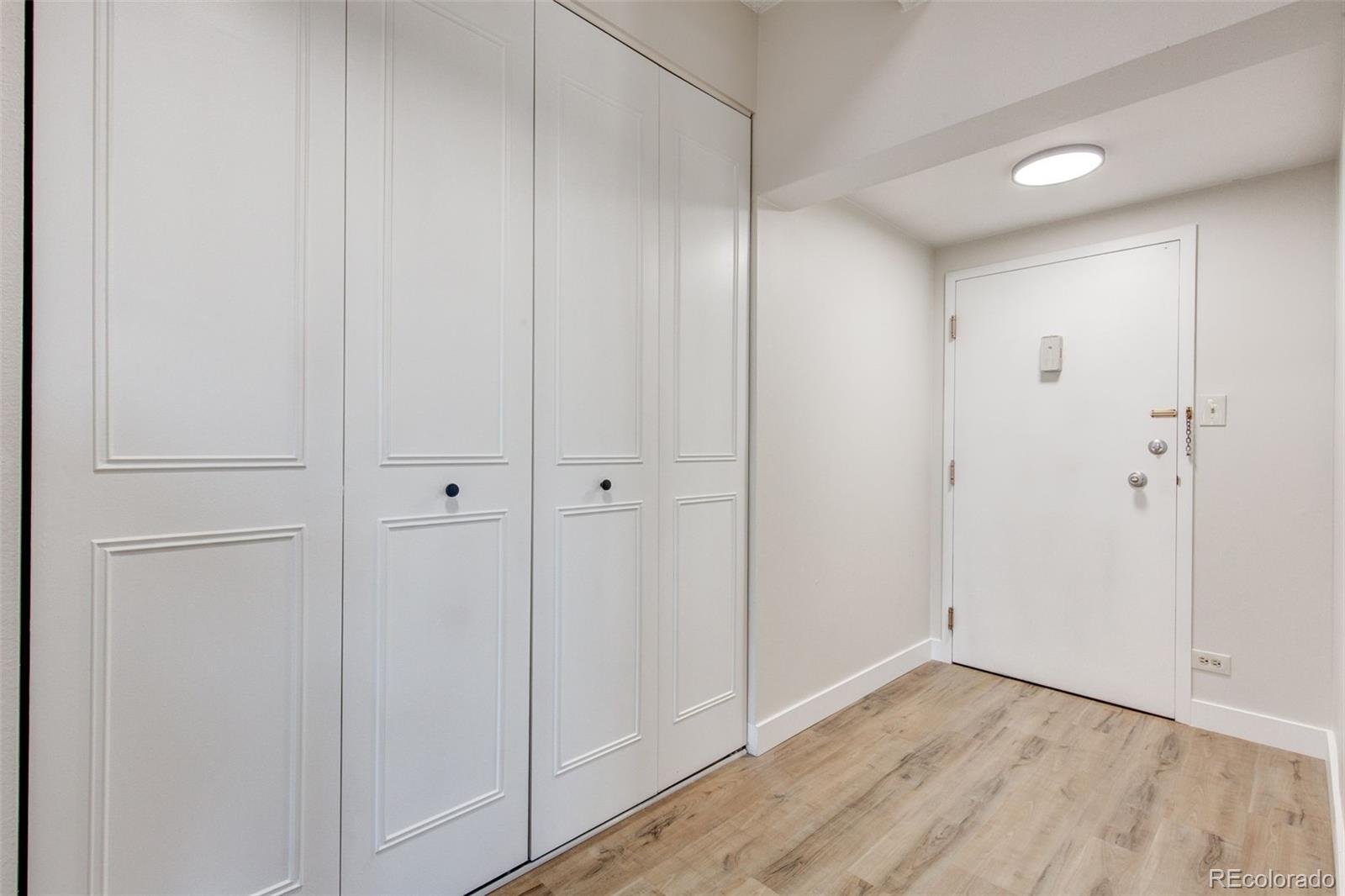 MLS Image #14 for 130  pearl street,denver, Colorado