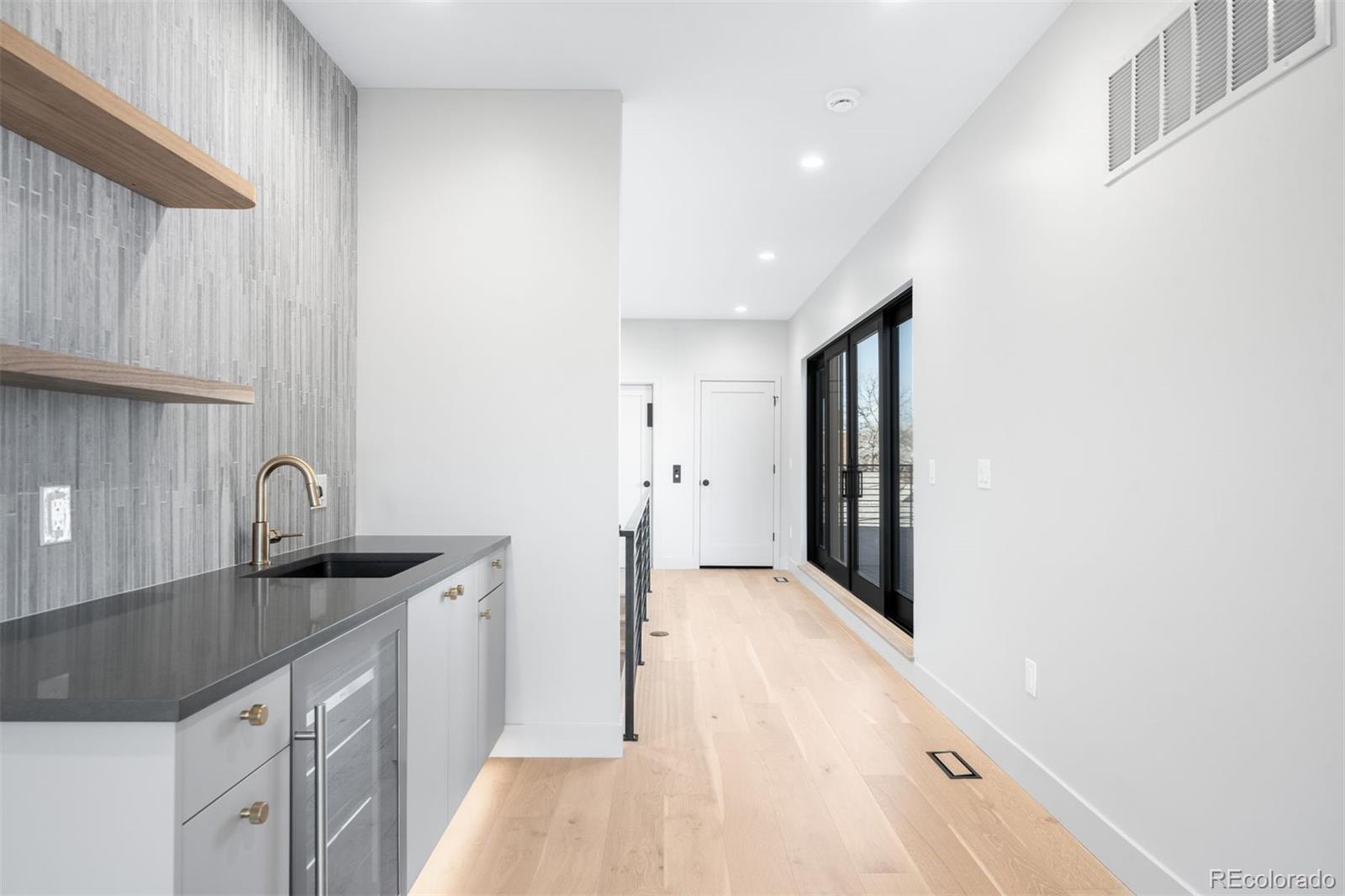 MLS Image #26 for 407  madison street,denver, Colorado