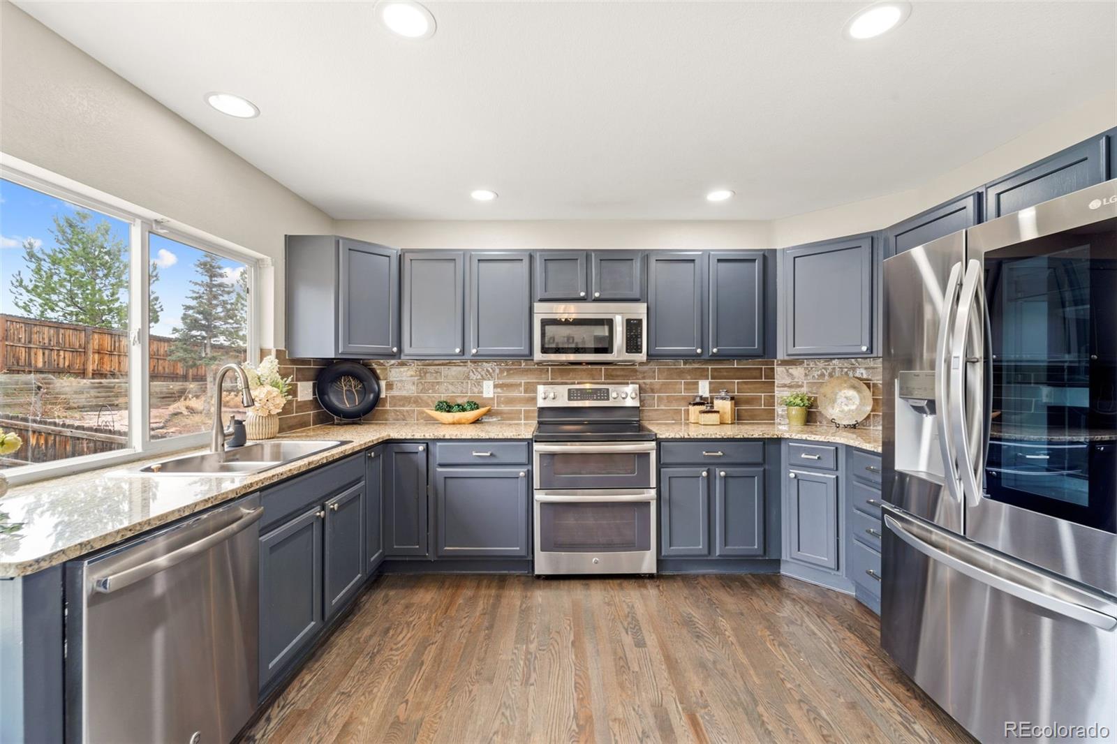 MLS Image #3 for 1232  berganot trail,castle pines, Colorado