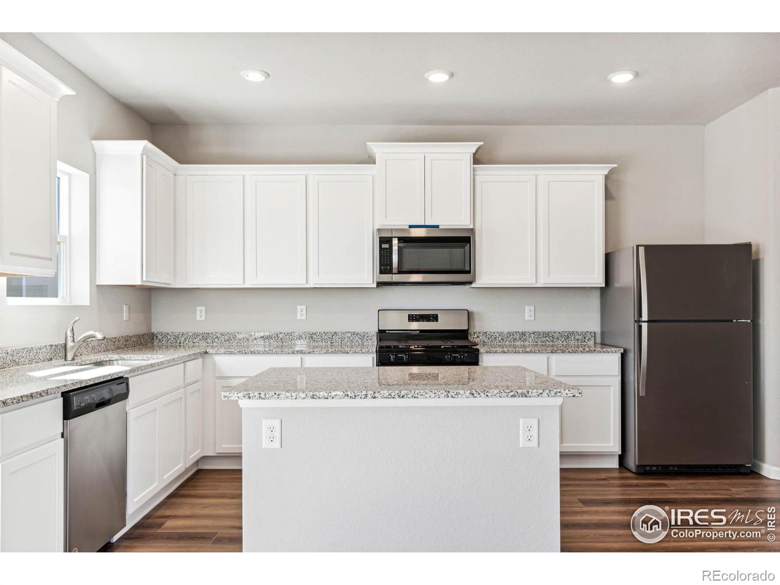 CMA Image for 974  Cascade Falls Street,Severance, Colorado