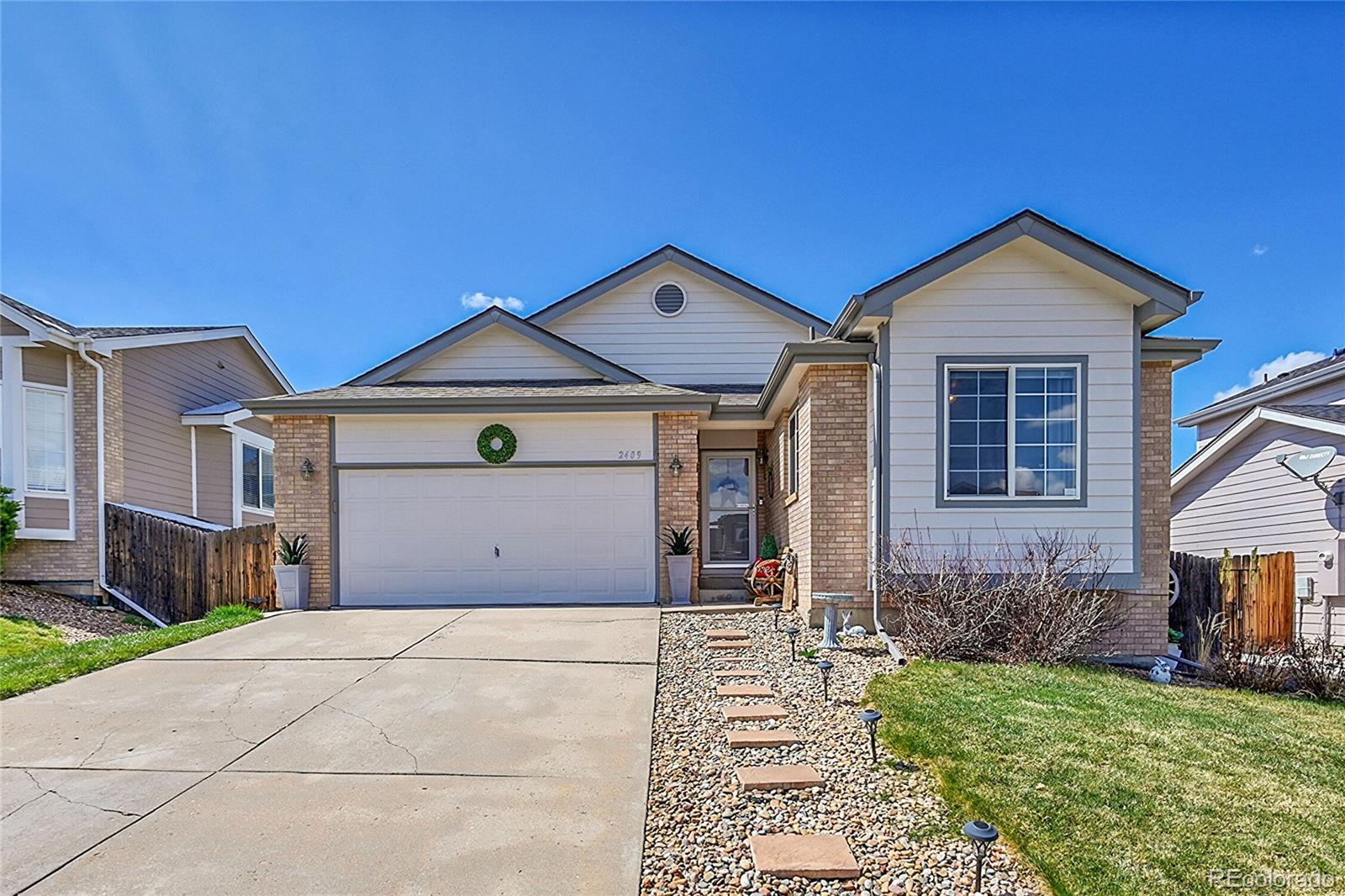 MLS Image #0 for 2409 s halifax way,aurora, Colorado