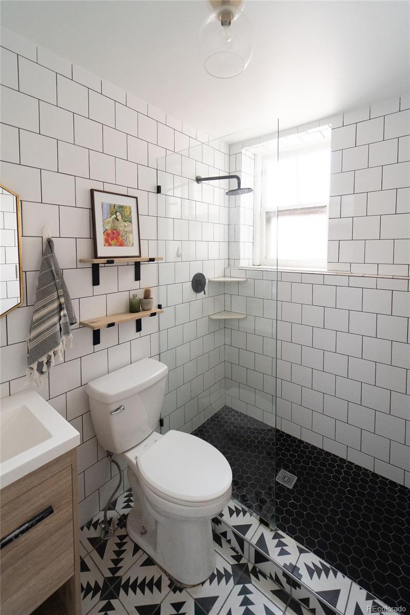 MLS Image #3 for 215 e 11th avenue a5,denver, Colorado