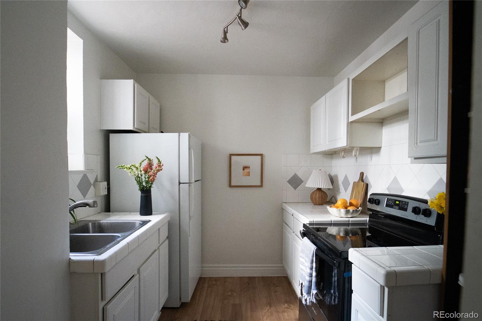 MLS Image #9 for 215 e 11th avenue a5,denver, Colorado