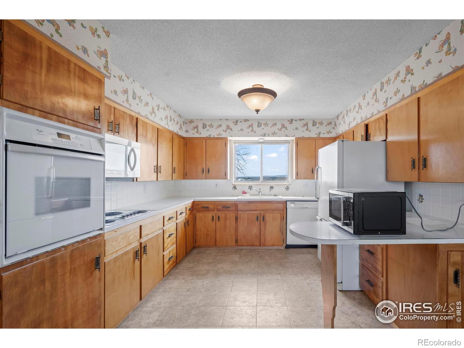 MLS Image #10 for 18333  county road 19 ,johnstown, Colorado