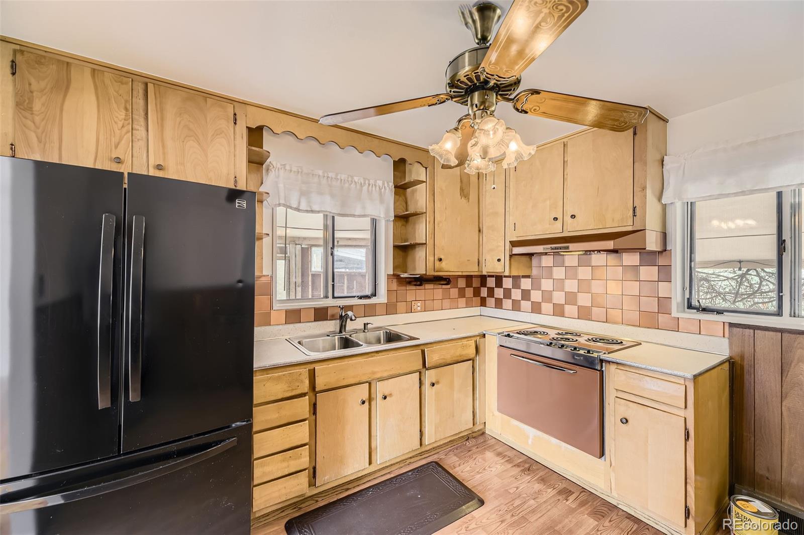 MLS Image #8 for 7251  larsh drive,denver, Colorado