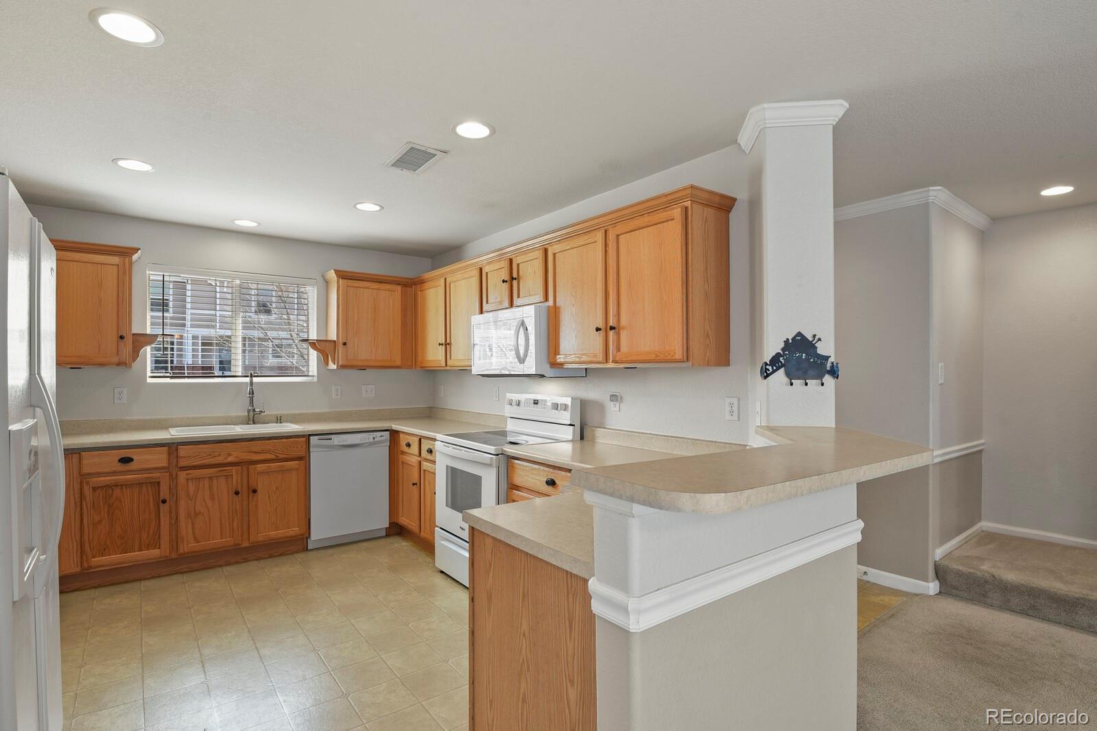 MLS Image #5 for 5779  ceylon street ,denver, Colorado
