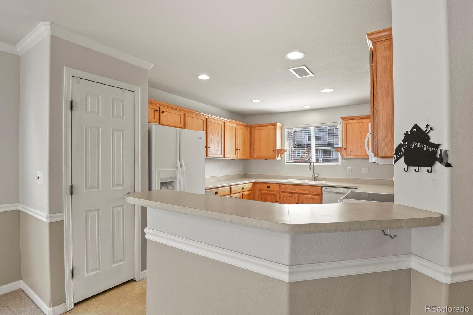 MLS Image #8 for 5779  ceylon street ,denver, Colorado