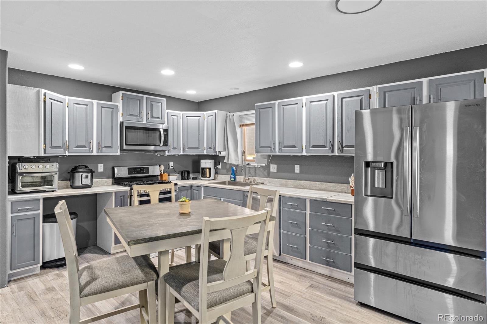 MLS Image #8 for 2423 w 19th street,pueblo, Colorado