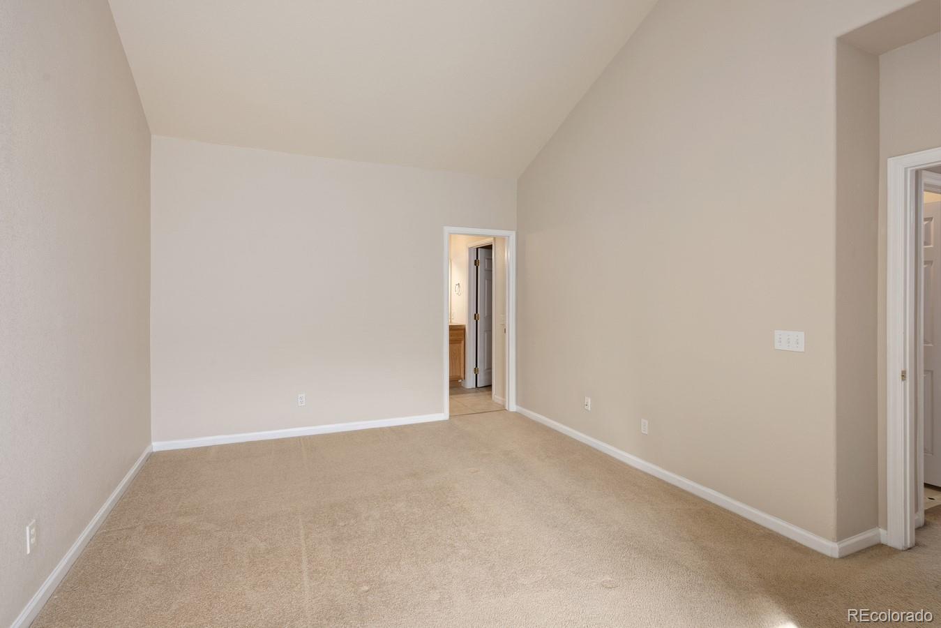 MLS Image #11 for 22675 e ontario drive,aurora, Colorado