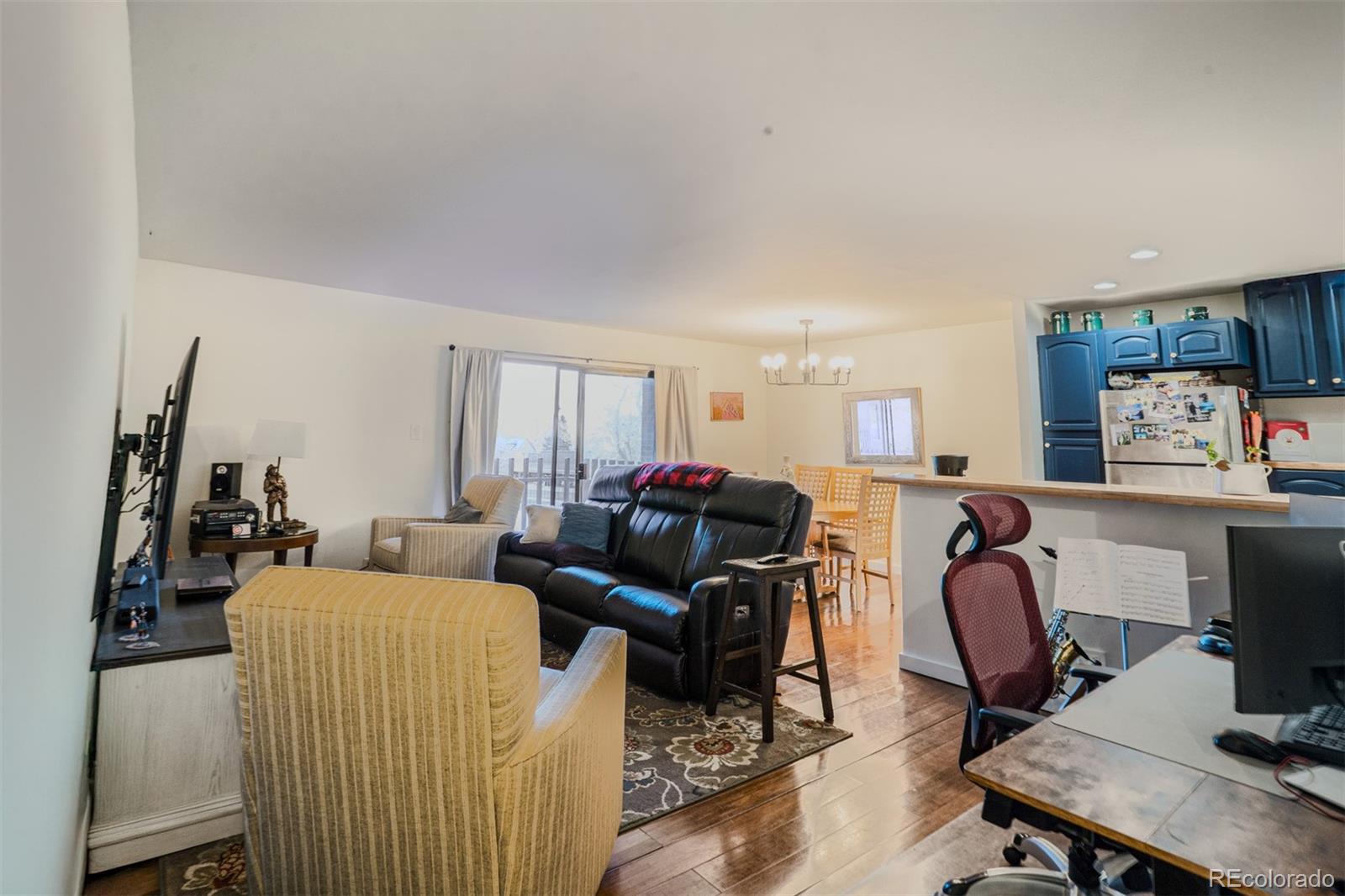 MLS Image #7 for 480 s marion parkway,denver, Colorado