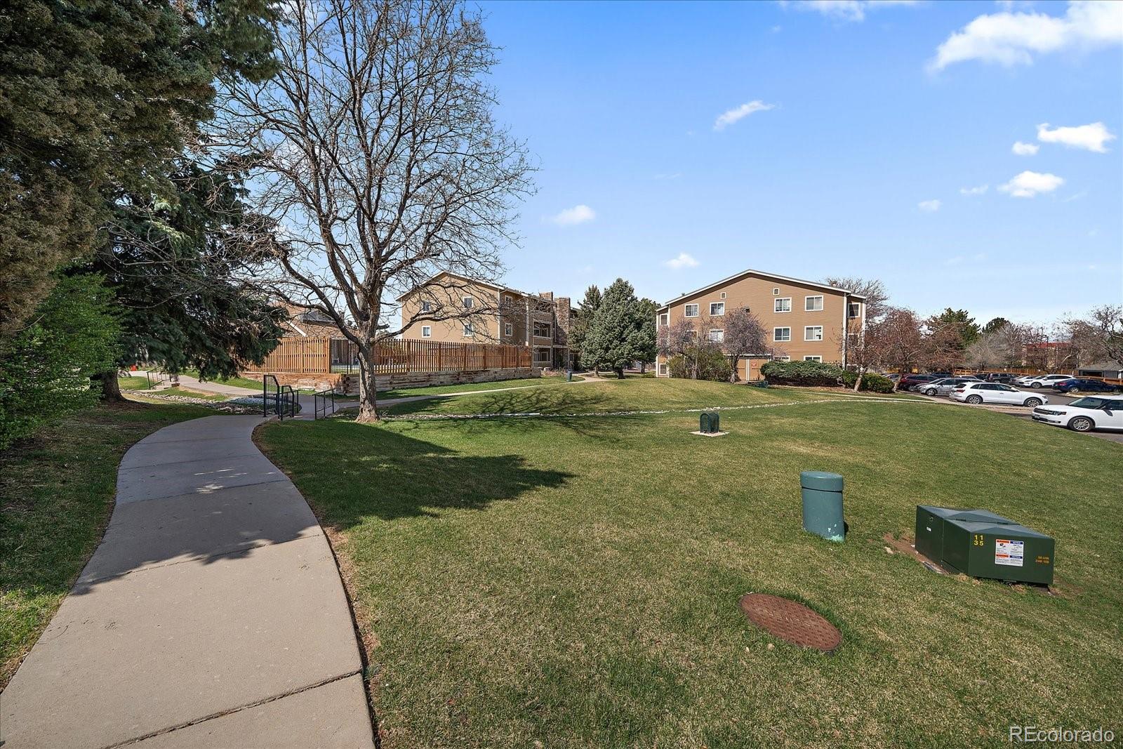MLS Image #17 for 1075 s elkhart way,aurora, Colorado