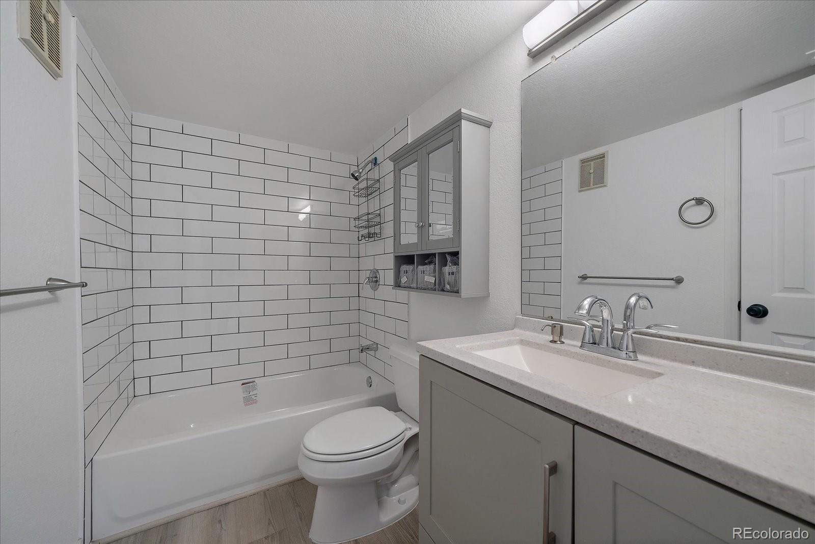 MLS Image #8 for 1075 s elkhart way,aurora, Colorado