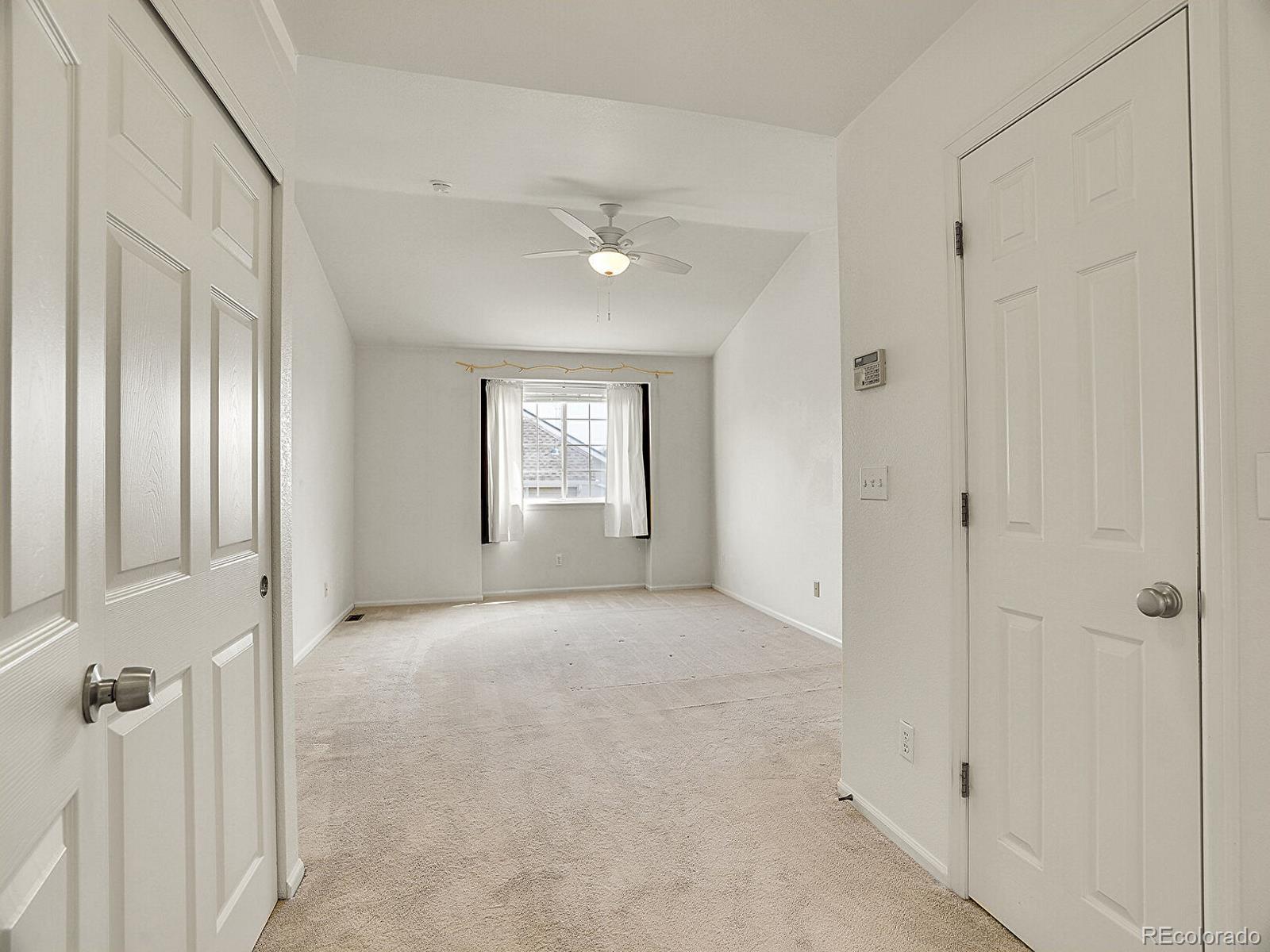 MLS Image #13 for 1885 s quebec way,denver, Colorado