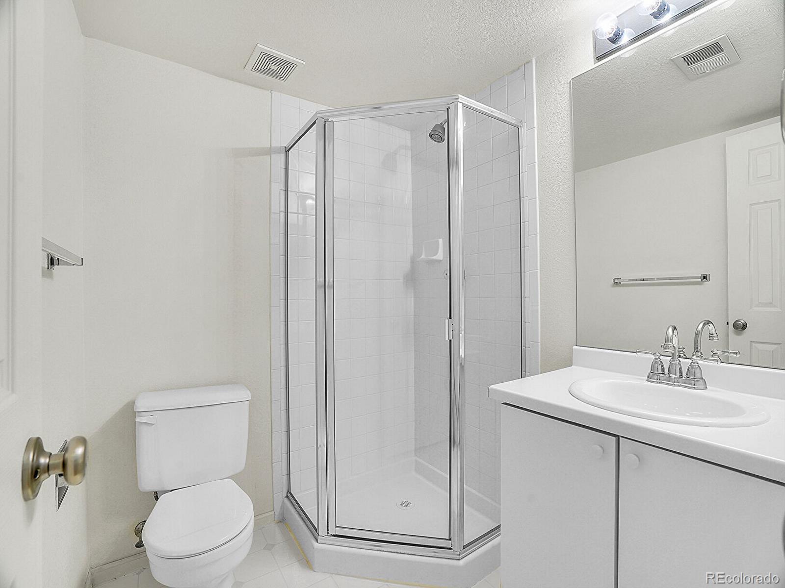 MLS Image #28 for 1885 s quebec way,denver, Colorado