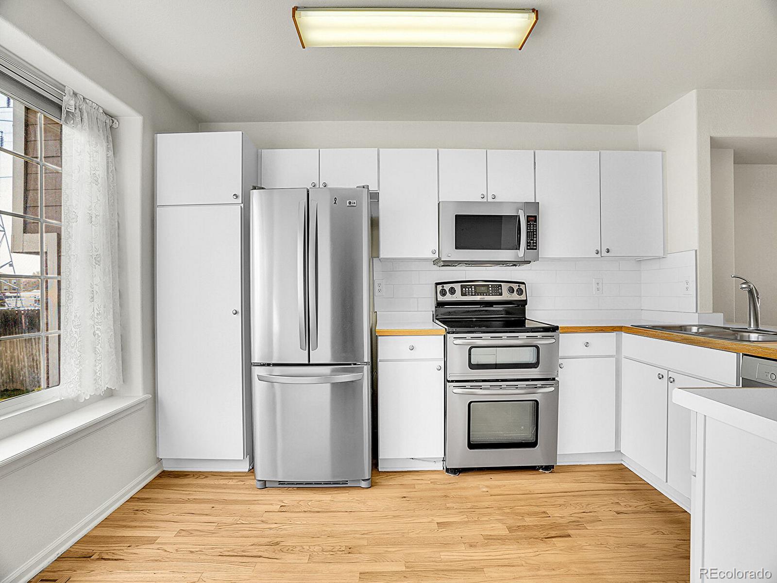 MLS Image #3 for 1885 s quebec way,denver, Colorado